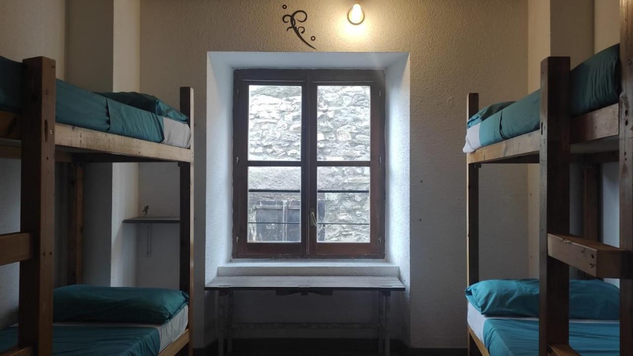 Albergue Triton - Вильянуа Экстерьер фото