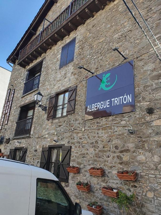Albergue Triton - Вильянуа Экстерьер фото